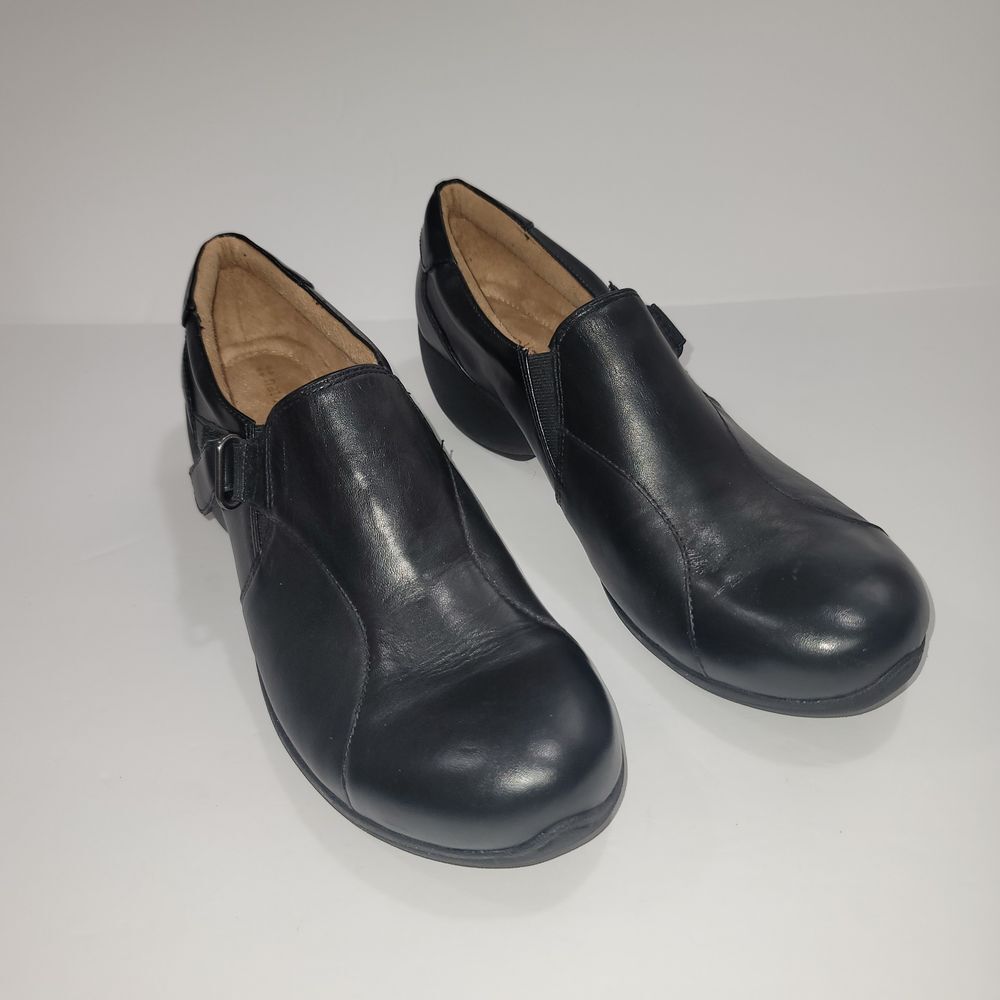Naturalizer Slip On Loafers Womens 11M Black Leather Comfort Wedge Career Preppy